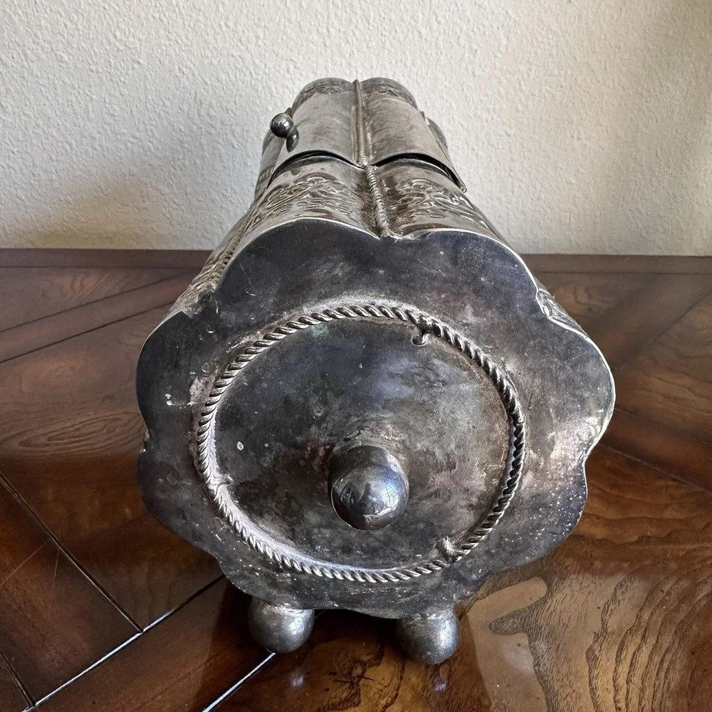 Antique VTG Barrel Shape Metal Box 16.5 Inch Footed Lidded Hammered‎ Ornate READ